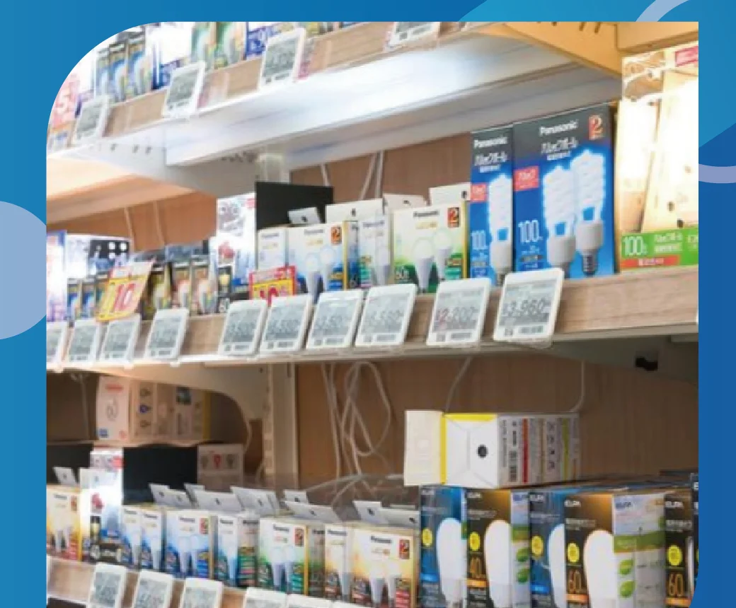 小売棚に設置された電子棚札